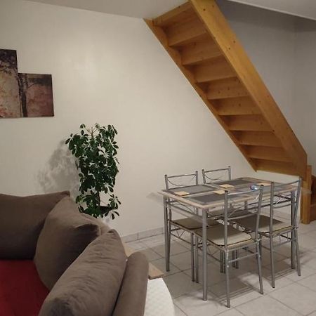 Au Pied Du Chateau 2 Bellegarde-du-Loiret Szoba fotó